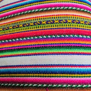Tela Aguayo Peruana con Diseños Variados